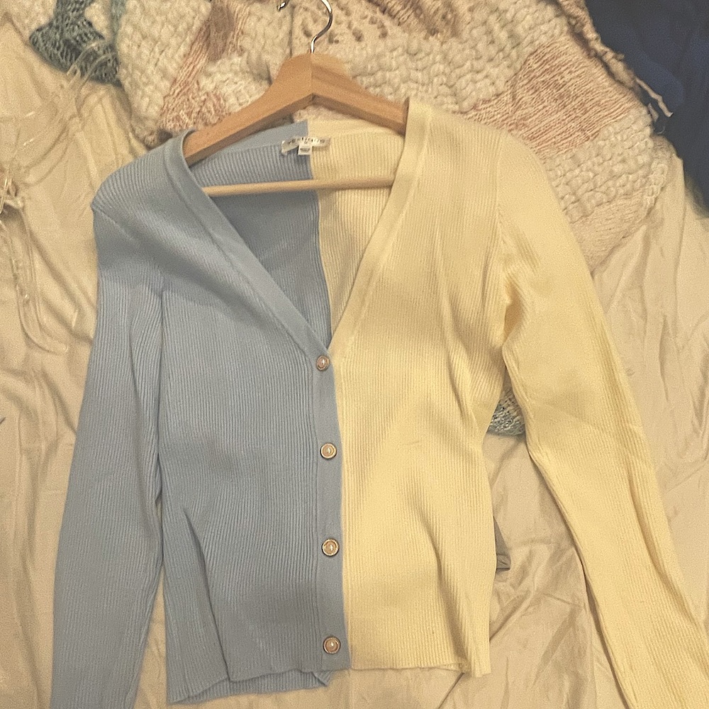 NEW Vestique top